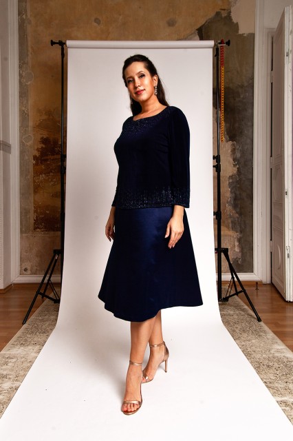 Коктейльное платье Alex Evenings синее с бисером напрокат